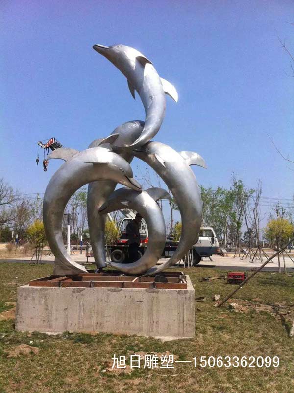 青海-欢腾不锈钢雕塑高度6米